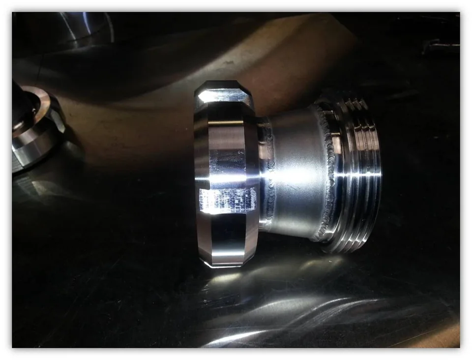 Fabrication de raccords inox pour cave